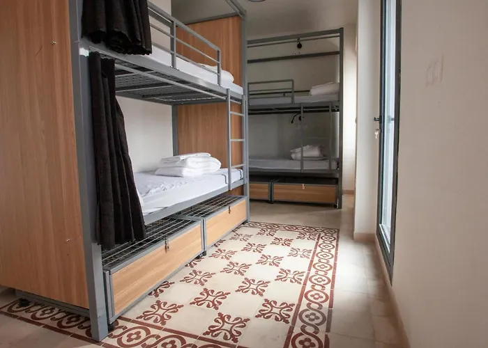 Ibarra By Bossh! אכסניה