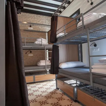 Hostel Ibarra By Bossh! *